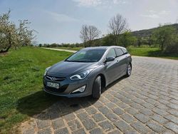 Grau Gebraucht 2014 Hyundai i40 Premium Kombi | 10.400 € (Teuer)