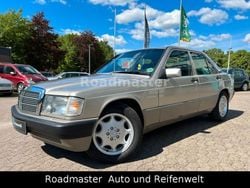 Grau Gebraucht 1990 Mercedes 190 Limousine | 14.390 €