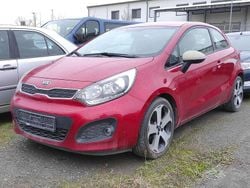 (beg) signal red Gebraucht 2014 Kia Rio Spirit Kleinwagen | 3.999 € (Superpreis)