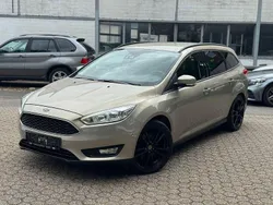 Silber Gebraucht 2016 Ford Focus Business Edition Limousine | 9.600 € (Guter Preis)