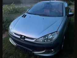 Silber Gebraucht 2003 Peugeot 206 CC Cabrio | 855 € (Fairer Preis)