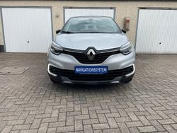 Grau d69 + schwarz gne Gebraucht 2019 Renault Captur Bose Edition SUV | 13.899 € (Fairer Preis)