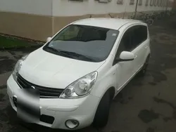 Weiß metallic Gebraucht 2013 Nissan Note I-Way Van / Kleinbus | 5.500 € (Fairer Preis)