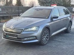 Grau Gebraucht 2022 Skoda Superb LAURIN & KLEMENT Kombi | 18.990 € (Fairer Preis)