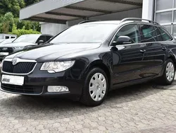 Schwarz Gebraucht 2013 Skoda Superb Ambition Kombi | 5.900 € (Fairer Preis)