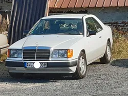 Weiß Gebraucht 1988 Mercedes E300 Coupé | 18.500 €