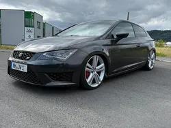 Grau Gebraucht 2014 Cupra Leon Coupé | 16.800 € (Teuer)
