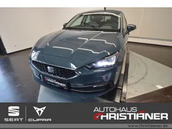 Blau Gebraucht 2024 Seat Leon FR Limousine | 33.390 € (Etwas zu teuer)