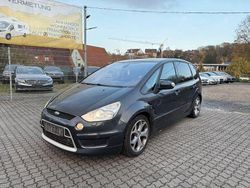 Grau Gebraucht 2009 Ford S-MAX Titanium S Van / Kleinbus | 2.990 € (Guter Preis)