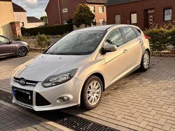 Silber Gebraucht 2011 Ford Focus Titanium Kombi | 4.200 € (Guter Preis)