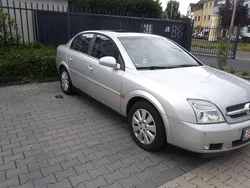 Silber Gebraucht 2002 Opel Vectra Limousine | 4.750 €