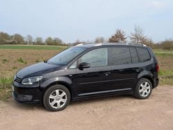 Schwarz Gebraucht 2014 VW Touran Cup Van / Kleinbus | 8.499 € (Guter Preis)