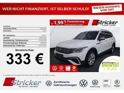 Weiß (pure white) Gebraucht 2024 VW Tiguan Allspace Life SUV | 33.950 € (Superpreis)