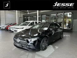 Nachtschwarz unilack Gebraucht 2019 Mercedes A35 AMG AMG Limousine | 30.880 € (Guter Preis)
