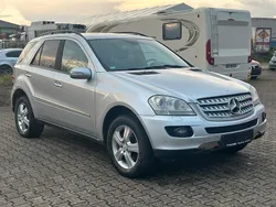 Silber Gebraucht 2007 Mercedes ML420 SUV | 12.900 €