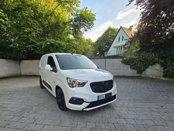 Weiß Gebraucht 2021 Opel Combo Van / Kleinbus | 16.999 € (Superpreis)