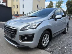 Grau Gebraucht 2015 Peugeot 3008 Active Van / Kleinbus | 7.999 € (Fairer Preis)