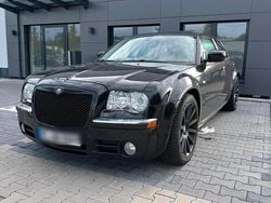 Schwarz Gebraucht 2009 Chrysler 300C Limousine | 7.990 € (Etwas zu teuer)