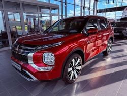 Rot Neu 2025 Mitsubishi Outlander P-HEV Intro Edition SUV | 50.100 € (Guter Preis)