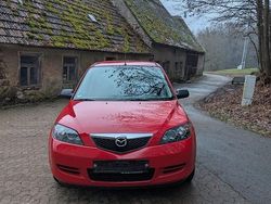 Rot Gebraucht 2006 Mazda 2 Comfort Limousine | 600 € (Superpreis)