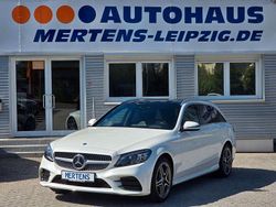 Designo diamantweiß bright Gebraucht 2019 Mercedes C300 AMG Kombi | 29.990 € (Etwas zu teuer)