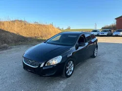Schwarz Gebraucht 2012 Volvo V60 Basis Kombi | 4.000 € (Superpreis)