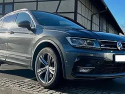 Grau Gebraucht 2018 VW Tiguan R-line SUV | 24.999 € (Superpreis)