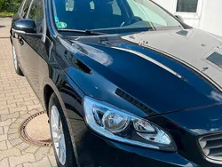 Schwarz Gebraucht 2017 Volvo V60 Kombi | 17.200 €