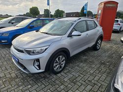 Silber Gebraucht 2023 Kia Stonic Vision SUV | 17.275 € (Guter Preis)