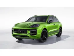 Farbe nach wahl. hinweis: aktuell nicht verfügbar.: javagrünmetallic Gebraucht 2024 Porsche Cayenne S SUV | 144.900 €