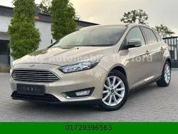 Silber Gebraucht 2016 Ford Focus Titanium Limousine | 6.900 € (Guter Preis)