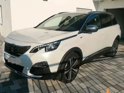 Weiß Gebraucht 2019 Peugeot 5008 GT Van / Kleinbus | 20.800 € (Fairer Preis)