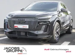 Mythosschwarz metallic Gebraucht 2024 Audi Q6 e-tron Ambiente SUV | 76.930 €