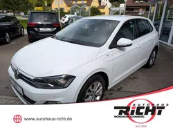 Weiß Gebraucht 2019 VW Polo Highline Limousine | 14.370 € (Guter Preis)
