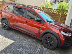 Braun Gebraucht 2022 Dacia Jogger Comfort Limousine | 16.800 € (Fairer Preis)