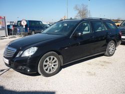 Schwarz Gebraucht 2011 Mercedes E200 Limousine | 6.950 € (Superpreis)