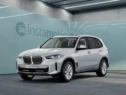 Grau Gebraucht 2024 BMW X5 M M Sport SUV | 89.899 €
