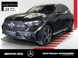 Metalliclack obsidianschwarz Gebraucht 2024 Mercedes GLC200 Premium SUV | 54.890 €
