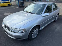 Silber Gebraucht 1999 Opel Vectra Edition Limousine | 2.890 € (Teuer)
