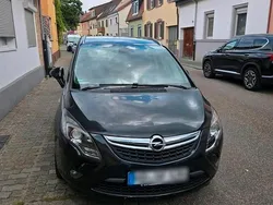 Schwarz Gebraucht 2012 Opel Zafira Tourer Van / Kleinbus | 6.490 € (Guter Preis)