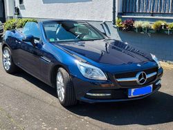 Blau Gebraucht 2013 Mercedes SLK200 Cabrio | 22.200 € (Etwas zu teuer)