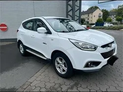 Weiß Gebraucht 2015 Hyundai ix35 SUV | 9.500 € (Fairer Preis)