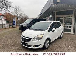 Weiß Gebraucht 2015 Opel Meriva Style Van / Kleinbus | 9.600 € (Etwas zu teuer)