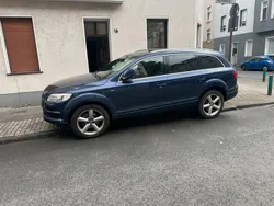 Blau Gebraucht 2007 Audi Q7 SUV | 11.000 € (Teuer)
