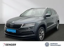 Quarzgrau metallic met. Gebraucht 2021 Skoda Karoq Clever SUV | 26.880 € (Fairer Preis)