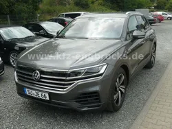 Grau Gebraucht 2020 VW Touareg SUV | 39.800 € (Guter Preis)