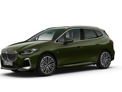Grün Gebraucht 2024 BMW 218 Active Tourer Luxury Line Van / Kleinbus | 33.700 € (Fairer Preis)