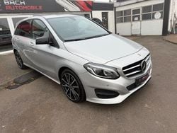 Silber Gebraucht 2017 Mercedes B180 Van / Kleinbus | 16.890 € (Guter Preis)