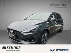 Grün Gebraucht 2025 Hyundai i30 Advantage Limousine | 23.950 € (Guter Preis)