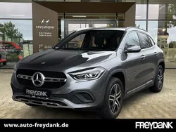 Grau Gebraucht 2021 Mercedes GLA200 Business SUV | 32.999 € (Guter Preis)